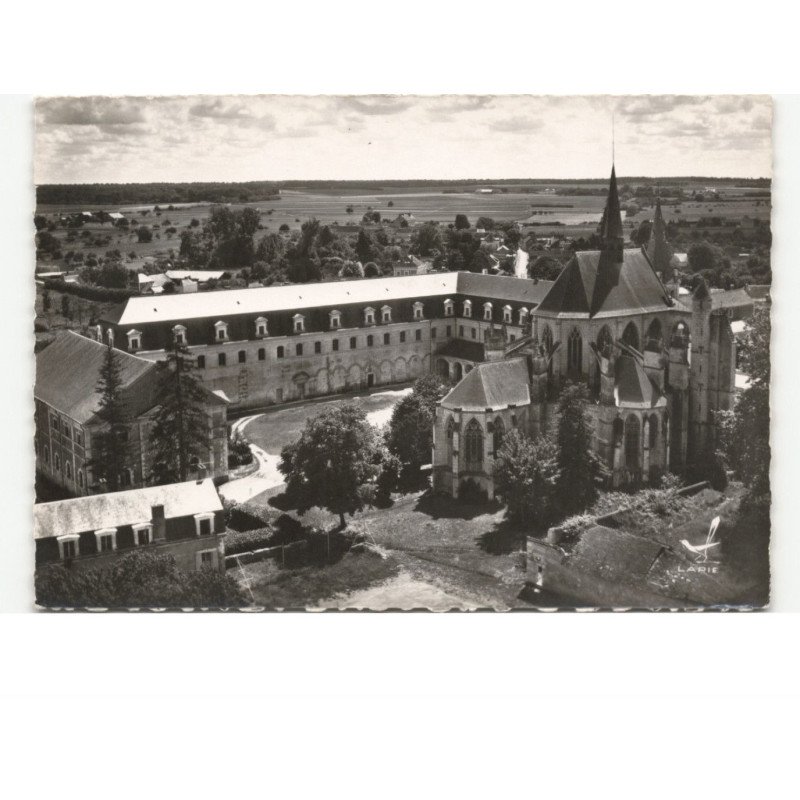 PONT-LEVOY: notre-dame des blanches-l'abbaye: vue aérienne 10x15 - très bon état