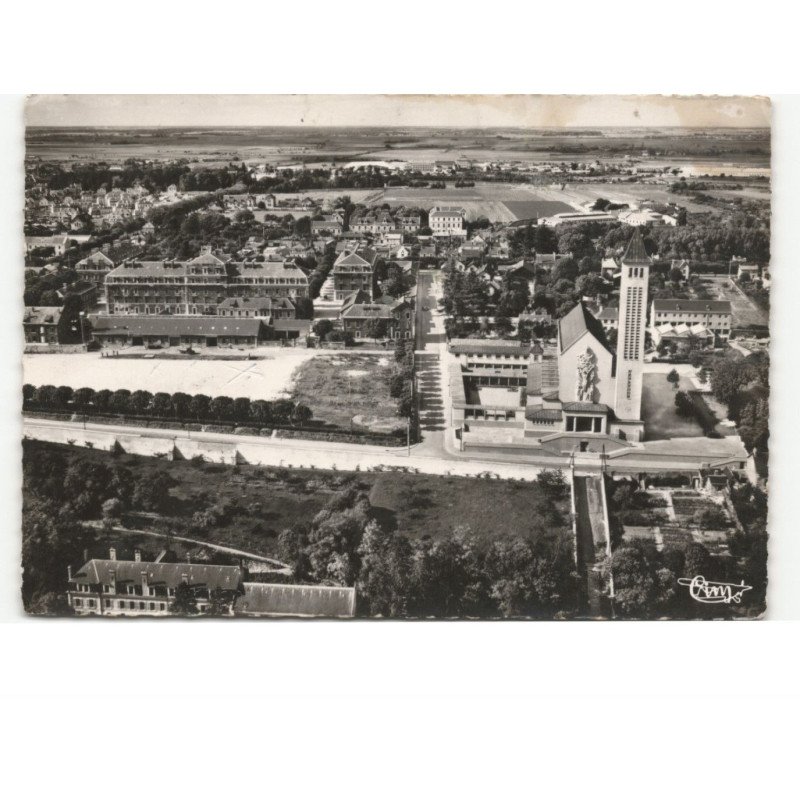 BLOIS: basilique de la trinité vue aérienne 10x15 - très bon état