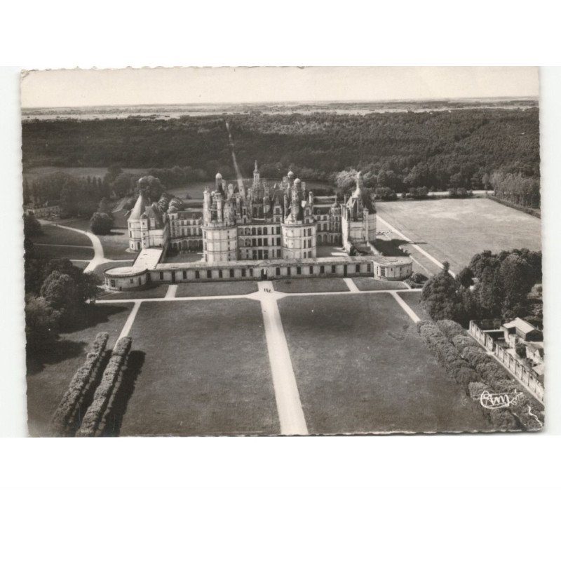 CHAMBORD: le château façade sud porte royale vue aérienne 10x15 - très bon état