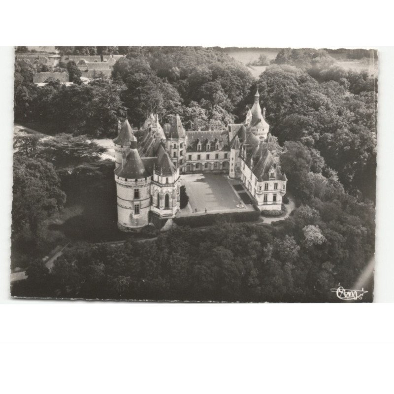 CHAUMONT-sur-LOIRE: le château vue aérienne 10x15 - très bon état