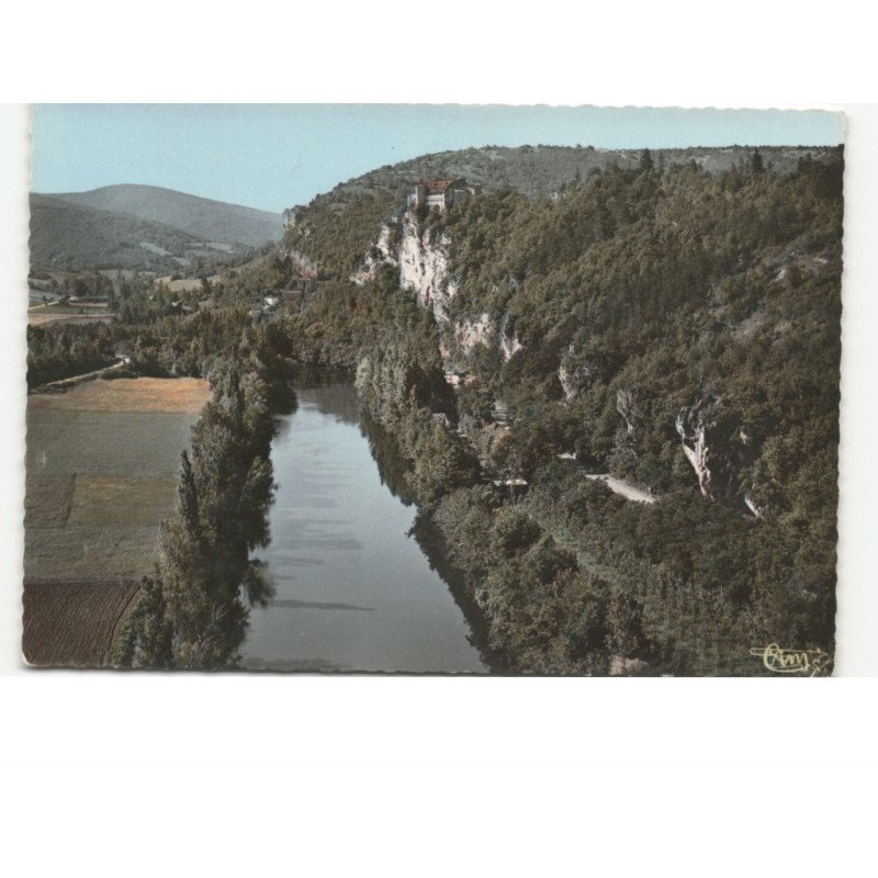 BRUNIQUEL: château de la reine brunehault et l'aveyron vue aérienne 10x15 - très bon état