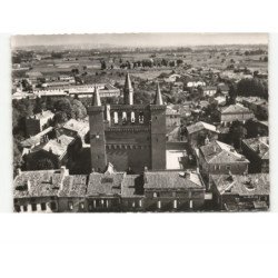 SAINT-SULPICE-la-POINTE: l'église vue aérienne 10x15 - très bon état