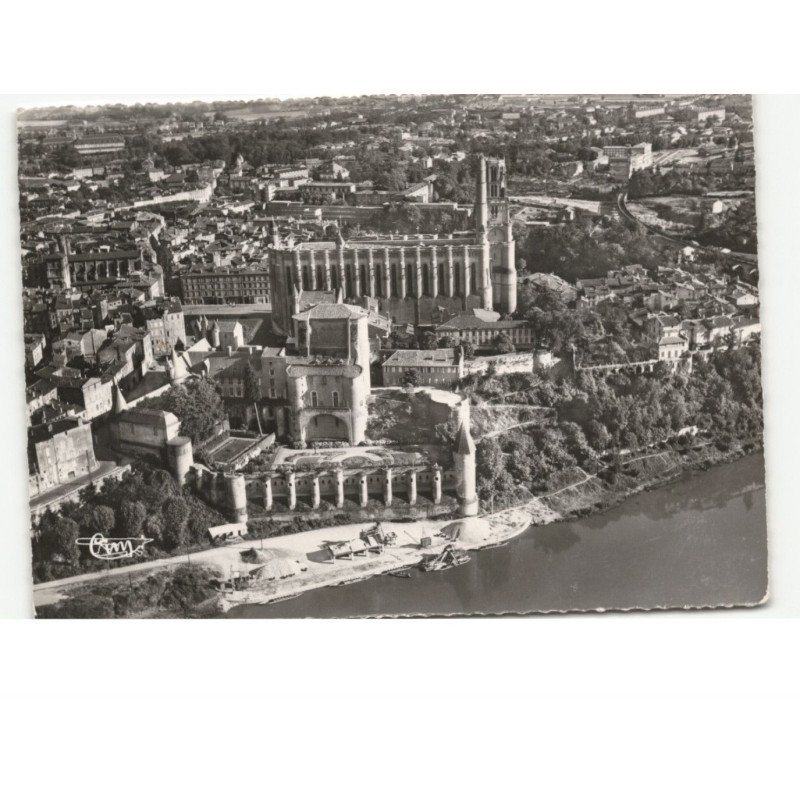 ALBI: la cathédrale et bords du tarn vue aérienne 10x15 - très bon état