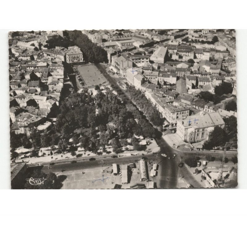 ALBI: la place du vigan vue aérienne 10x15 - très bon état