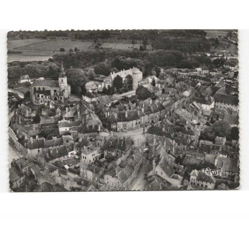 NEUFCHATEAU: place jeanne-d'arc et église saint-nicolas vue aérienne 10x15 - état