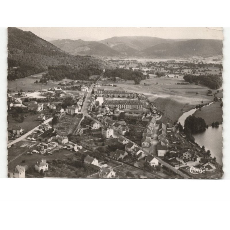 SAINT-ETIENNE-les-REMIREMONT: au fond, la chaîne des vosges vue aérienne 10x15 - très bon état