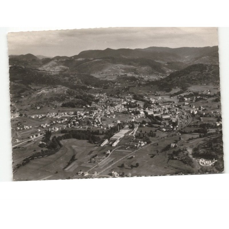 LE THILLOT: la chaîne des vosges vue aérienne 10x15 - très bon état