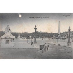PARIS - Place de la Concorde - très bon état