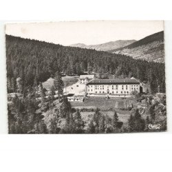 NOIRETABLE: monastère et croix vue aérienne 10x15 - très bon état