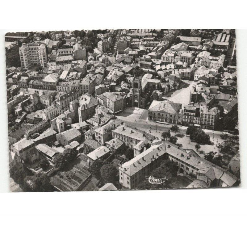 ROANNE: sur la place du palais de justice la bourse du travail église saint-etienne vue aérienne 10x15 - très bon état