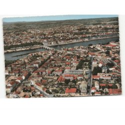 RAONNE: au centre, l'église du coteau dans le fond roanne vue aérienne 10x15 - très bon état