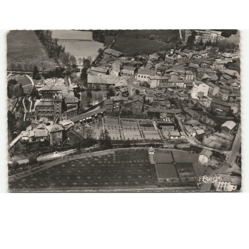 CHAVANIAC-LAFAYETTE: le centre du village vue aérienne 10x15 - très bon état