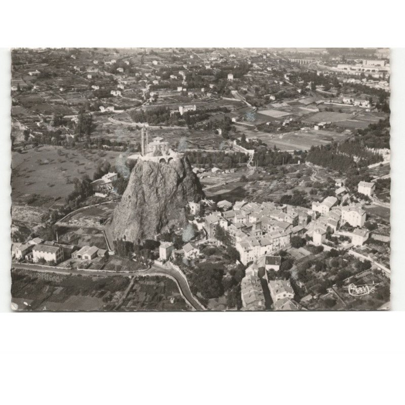 LE PUY: d'aiguille et son rocher vue aérienne 10x15 - très bon état