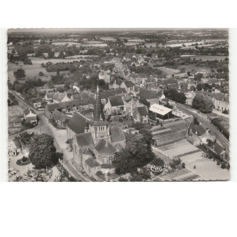 CHATEAUBRIANT: église saint-jean-de-béré XIIe siècle vue aérienne 10x15 - très bon état
