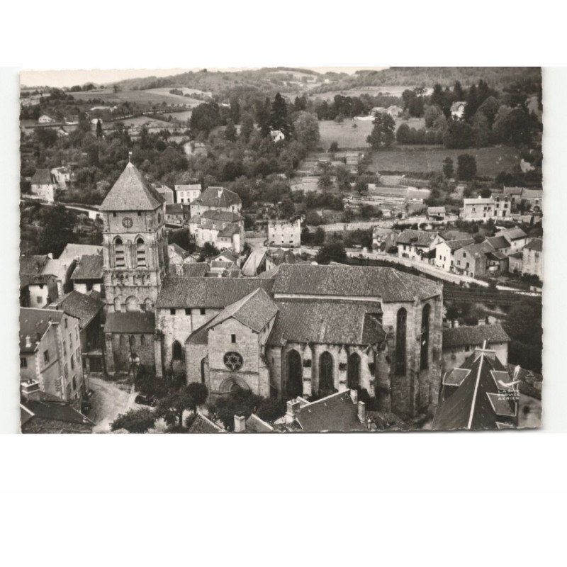 EYMOUTIERS: église collègiale vue aérienne 10x15 - très bon état