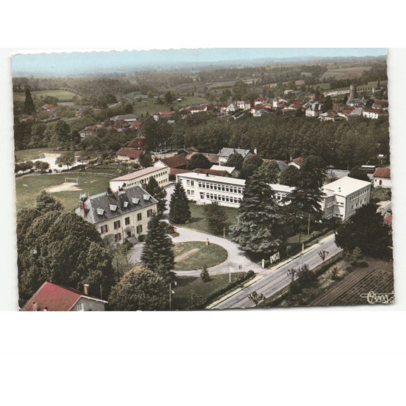 CHALUS: mairie et groupe scolaire vue aérienne 10x15 - très bon état