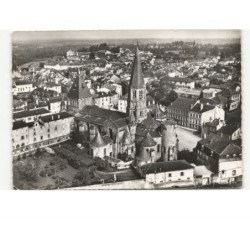 LE DORAT: la collégiale vue aérienne 10x15 - très bon état