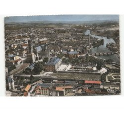 LIMOGES: la cathédrale les jardins de l'evêché et la vienne vue aérienne 10x15 - très bon état