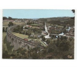 SAINT-LEONARD-de-NOBLAT: vue panoramique vue aérienne 10x15 - très bon état