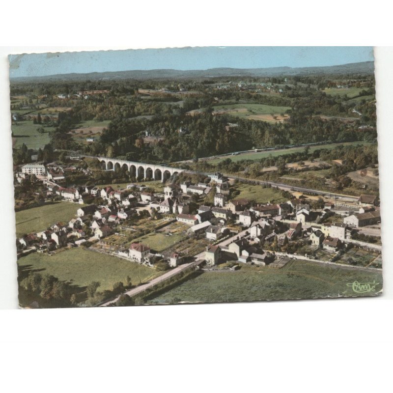 SAINT-PRIEST-TAURION: vue générale vue aérienne 10x15 - état