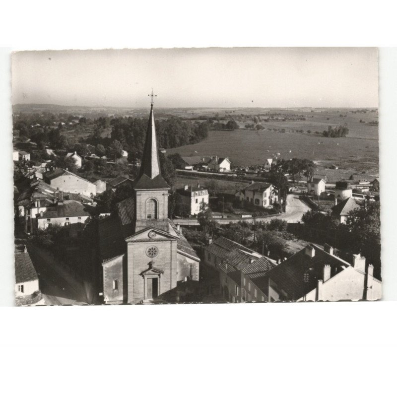 DOMPAIRE: l'église et le quartier de la gare vue aérienne 10x15 - très bon état