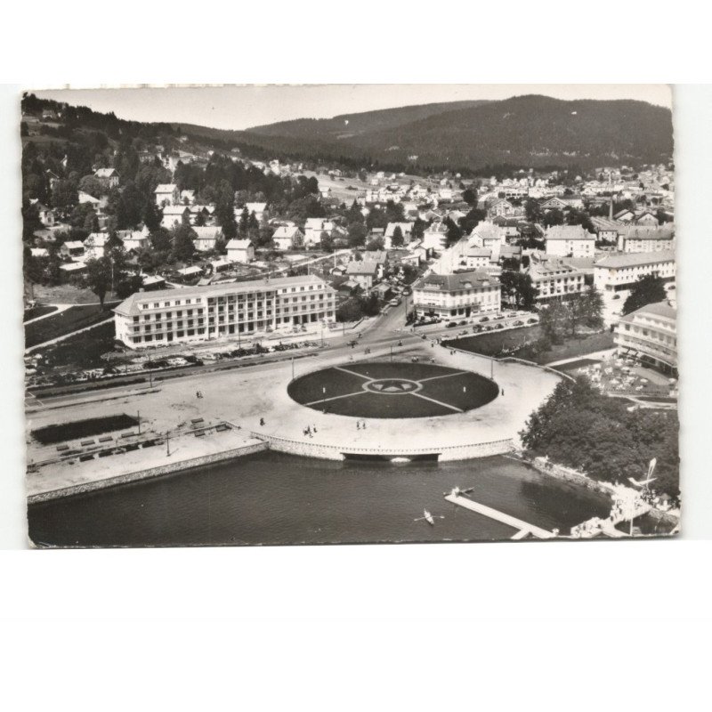 GERARDMER: l'esplanade et les hôtels vue aérienne 10x15 - très bon état