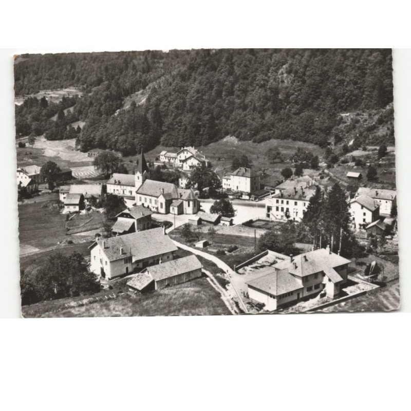 LE MENIL-THILLOT: le centre vue aérienne 10x15 - très bon état