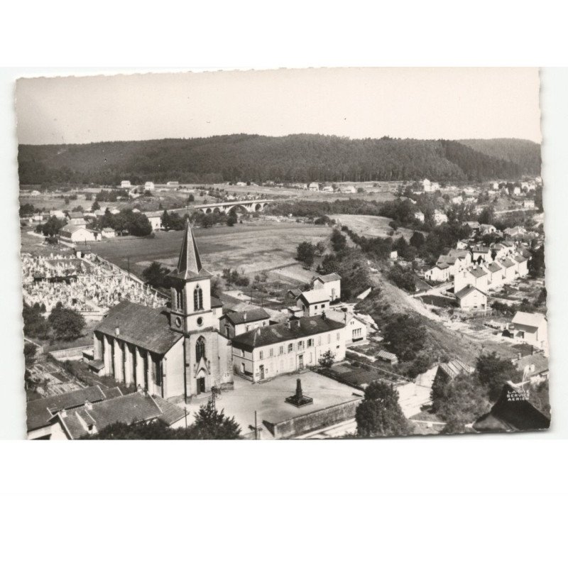 SAINT-LAURENT: l'église vue aérienne 10x15 - très bon état