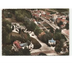 CONTREXEVILLE: le parc et le golf vue aérienne 10x15 - très bon état