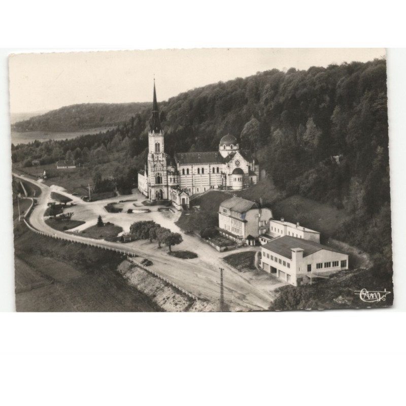 DOMREMY-la-PUCELLE: basilique nationale de sainte-jeanne-d'arc vue aérienne 10x15 - très bon état