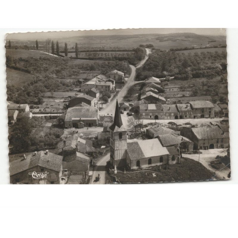 DOMJULIEN: quartier de l'église vue aérienne 10x15 - état