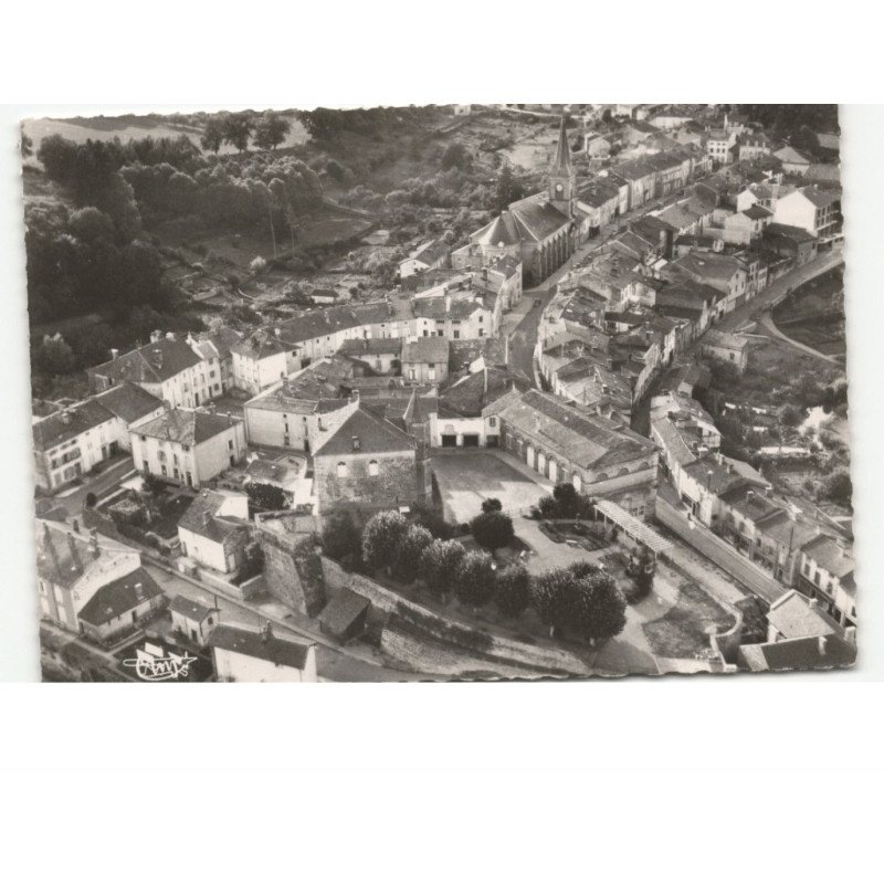 DARNEY: le centre de la ville et l'hôtel de ville vue aérienne 10x15 - très bon état