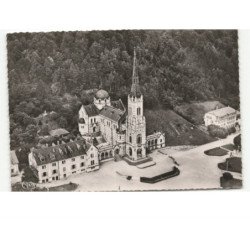 DOMREMY-la-PUCELLE: basilique nationale de sainte jeanne d'arc vue aérienne 10x15 - très bon état
