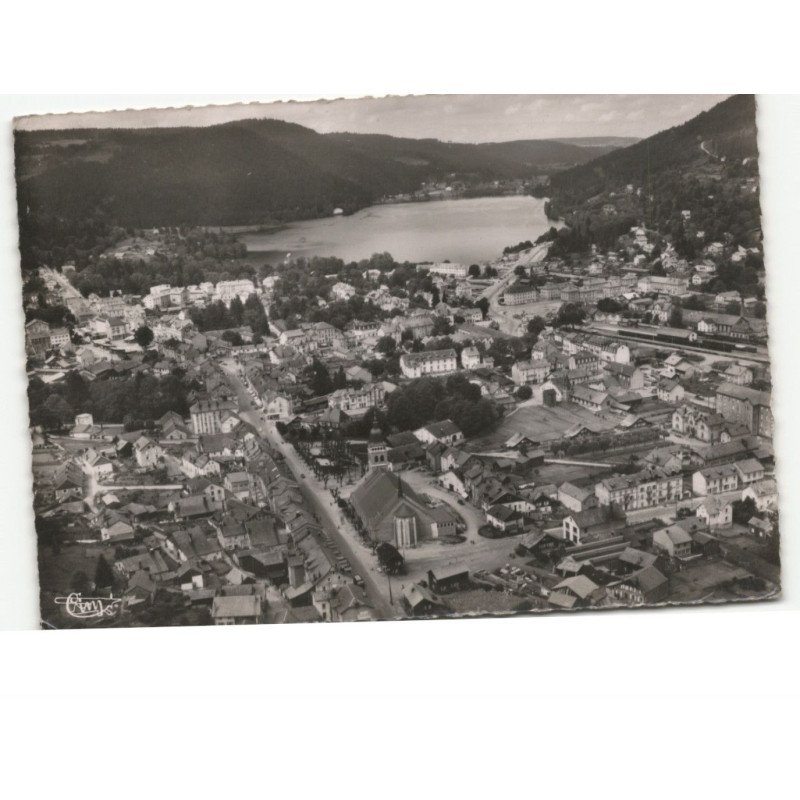 GERARDMER: panoramique et le lac vue aérienne 10x15 - très bon état
