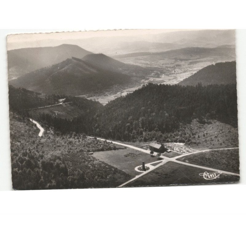 HAUT-JACQUES: col, l'auberge et le monument, au fond la vallée de taintrux vue aérienne 10x15 - très bon état