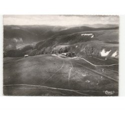 LE HOHNECK: le sommet du hohneck et l'hôtel bertrand-bernez vue aérienne 10x15 - très bon état