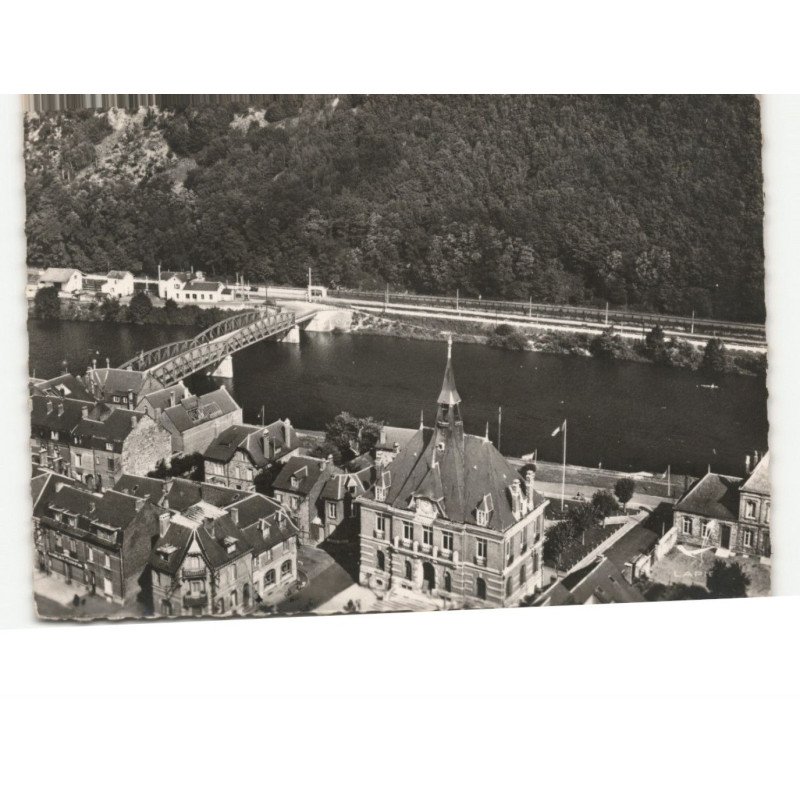 HAYBES: hôtel de ville et pont sur la meuse vue aérienne 10x15 - état
