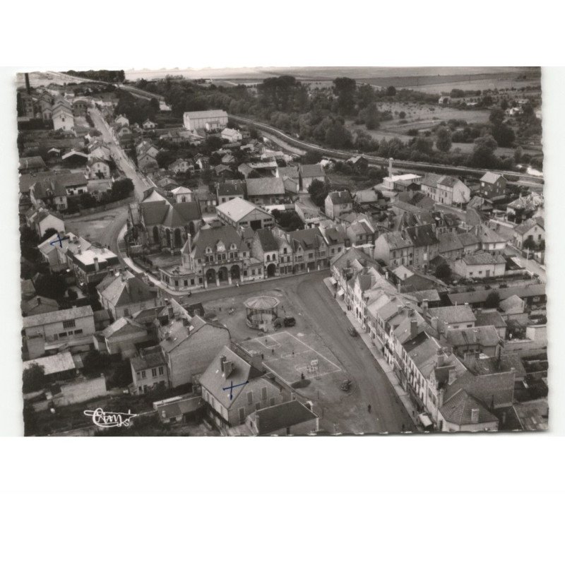 ATTIGNY: l'hôtel de ville vue aérienne 10x15 - très bon état