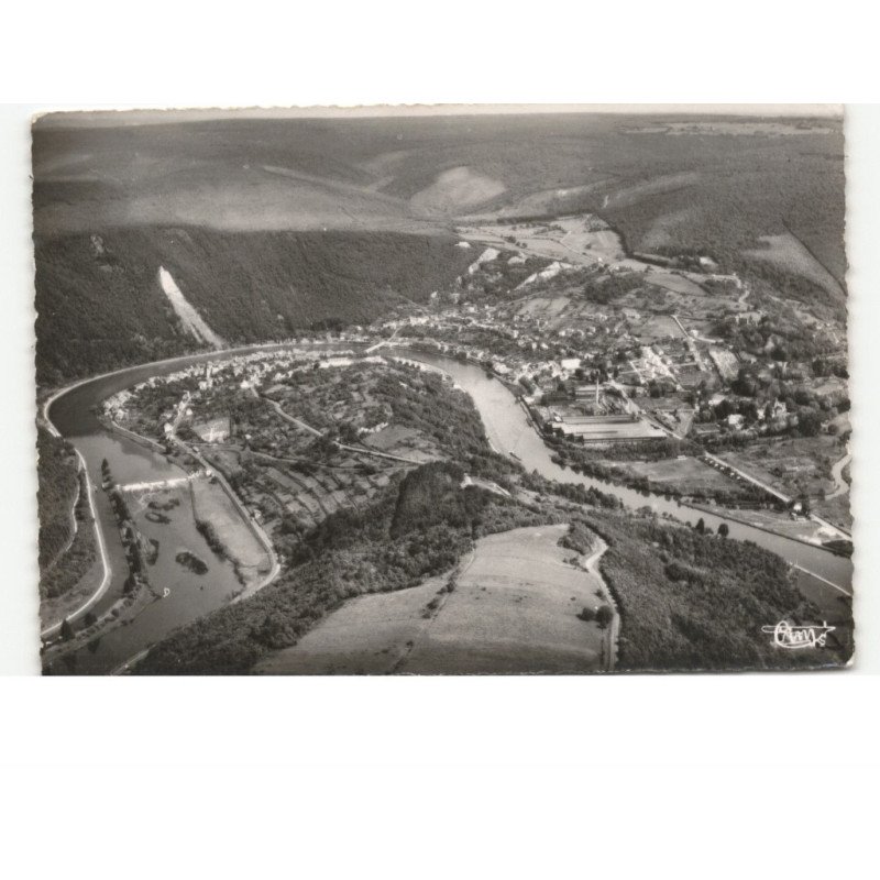 MONTHERME: la boucle et les hauts-buttés vue aérienne 10x15 - très bon état