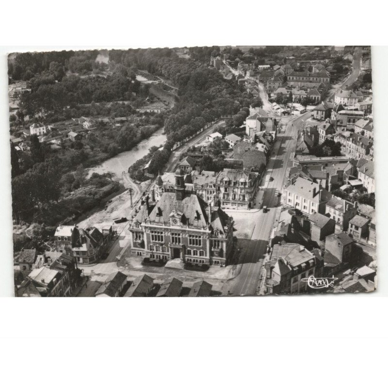 RETHEL: l'aisne et l'hôtel de ville vue aérienne 10x15 - très bon état