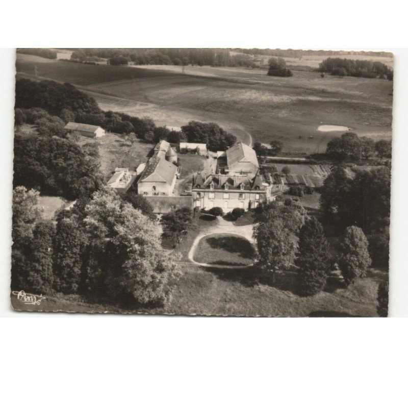 POURU-SAINT-REMY: le château vue aérienne 10x15 - très bon état
