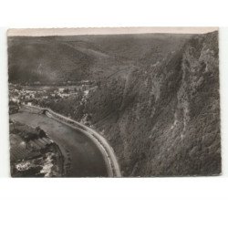 REVIN: la route de laifour et le mont malgré tout vue aérienne 10x15 - très bon état