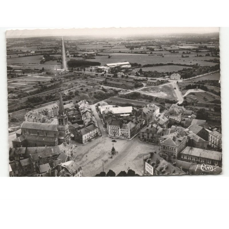 ROCROI: place verte vue aérienne 10x15 - très bon état