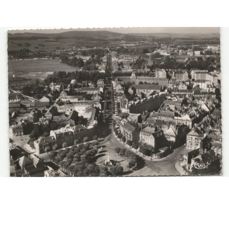 SEDAN: vue aérienne 10x15 - très bon état