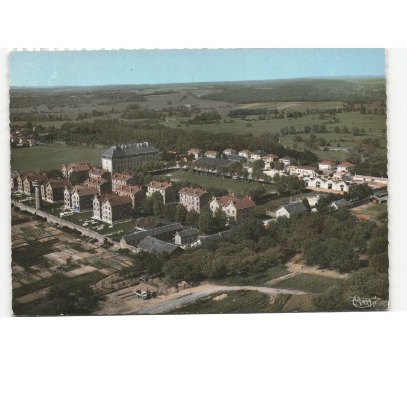 VOUZIERS: route d'attigny vue aérienne 10x15 - très bon état