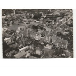 VOUZIERS: le quartier de la poste reconstruit vue aérienne 10x15 - très bon état
