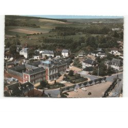 AIX-en-OTHE: l'hôtel de ville et la place vue aérienne 10x15 - très bon état