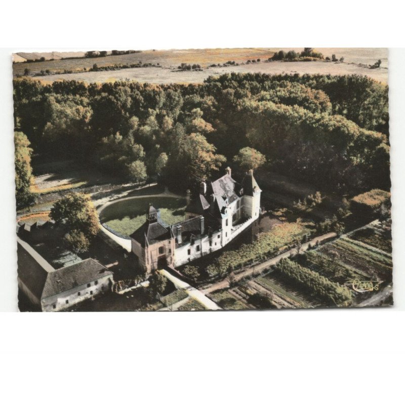 SAINT-BENOIST-sur-VANNE: le château vue aérienne 10x15 - très bon état