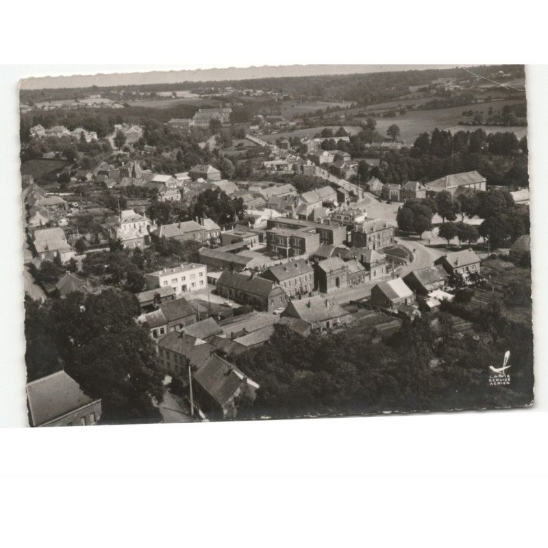 SAINT-MICHEL: vue sur le centre du bourg vue aérienne 10x15 - état