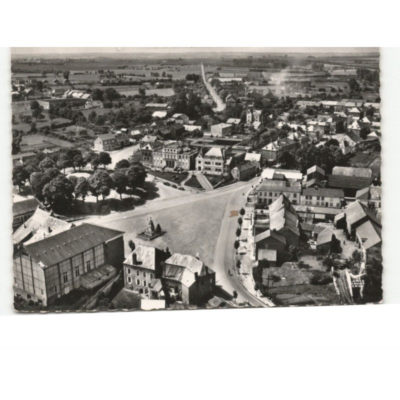 SAINT-MICHEL: la mairie et la place rochefort vue aérienne 10x15 - très bon état